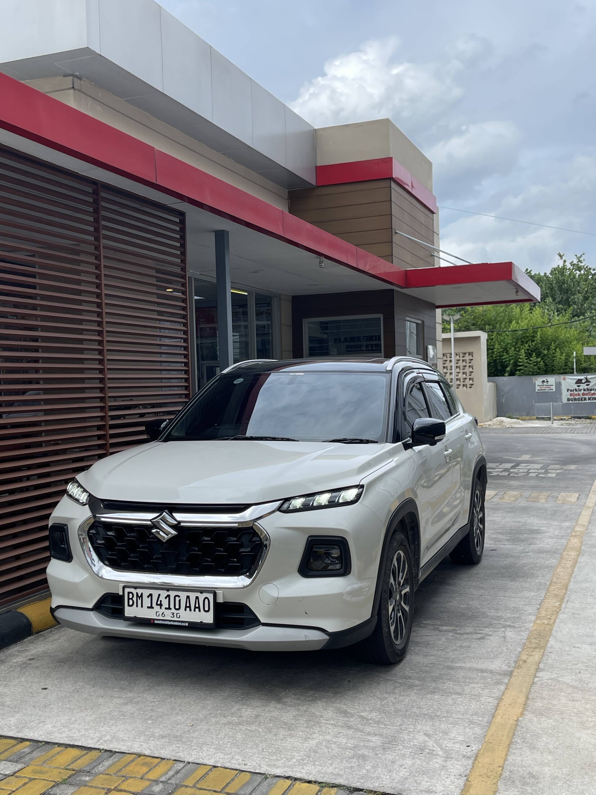 Suzuki Grand Vitara Hybrid
